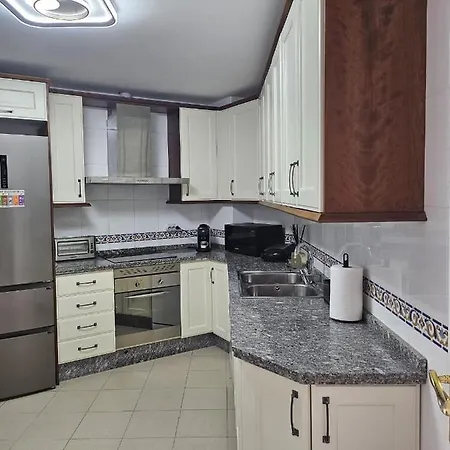 Feriehus Marbella Costalita 1 *